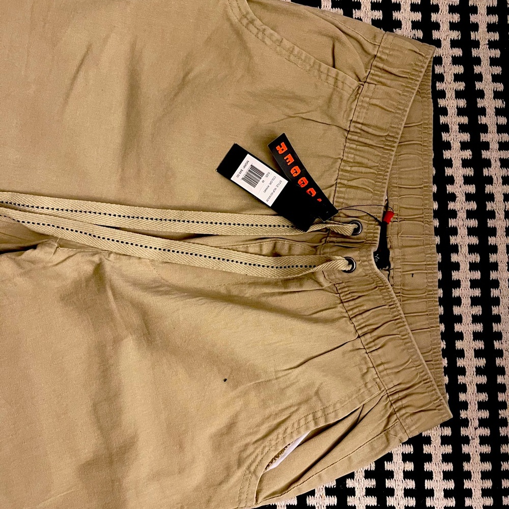 Pants - Picture 3 of 4